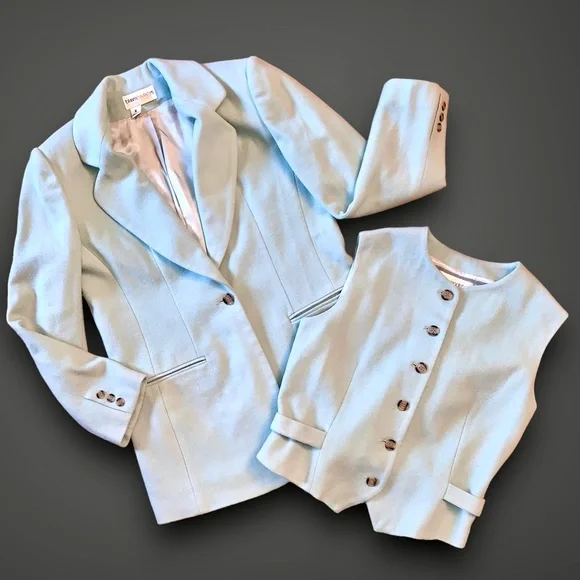 v i n t a g e :: Seafoam Wool Cashmere Longline Blazer Vest Set Bloomingdale’s - Picture 5 of 16